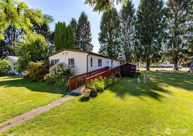Photo 1 of Manufactured home for sale at 24919 Hoehn Rd #61, Sedro Woolley, WA 98284 | MLS# NWM2572038 | Listing updated on 2026-09-28