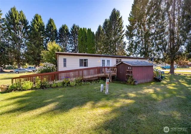 Photo 2 of Manufactured home for sale at 24919 Hoehn Rd #61, Sedro Woolley, WA 98284 | MLS# NWM2572038 | Listing updated on 2026-09-28