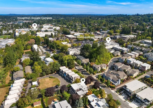 Photo 3 of Single family home for sale at 6515 106th Avenue NE, Kirkland, WA 98033 | MLS# NWM2572054 | Listing updated on 2026-09-30