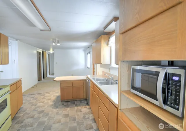 Photo 3 of Manufactured home for sale at 1841 Trosper Rd Sw #2, Tumwater, WA 98512 | MLS# NWM2572061 | Listing updated on 2026-09-25