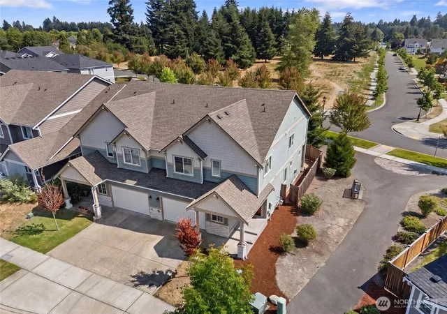 Photo 1 of Townhouse for sale at 5032 Evie St Se, Lacey, WA 98503 | MLS# NWM2572073 | Listing updated on 2026-09-28