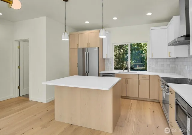 Photo 3 of Sale Pending at 2606 NW 62nd Street, Seattle, WA 98107 | MLS# NWM2572089 | Listing updated on 2026-09-25