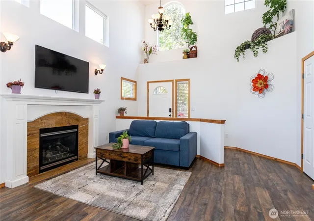 Photo 3 of Single family home for sale at 18103 Se 247th St, Covington, WA 98042 | MLS# NWM2572139 | Listing updated on 2026-09-22