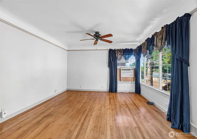 Photo 3 of Single family home for sale at 2205 Ocean Beach Hwy, Longview, WA 98632 | MLS# NWM2572167 | Listing updated on 2026-09-25