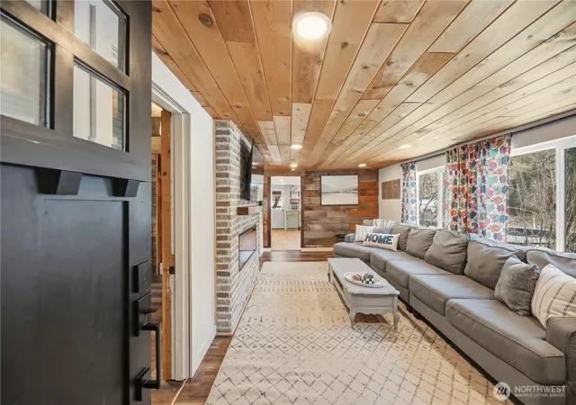 Photo 3 of Single family home for sale at 5552 Campbell Rd, Peshastin, WA 98847 | MLS# NWM2572168 | Listing updated on 2026-09-25