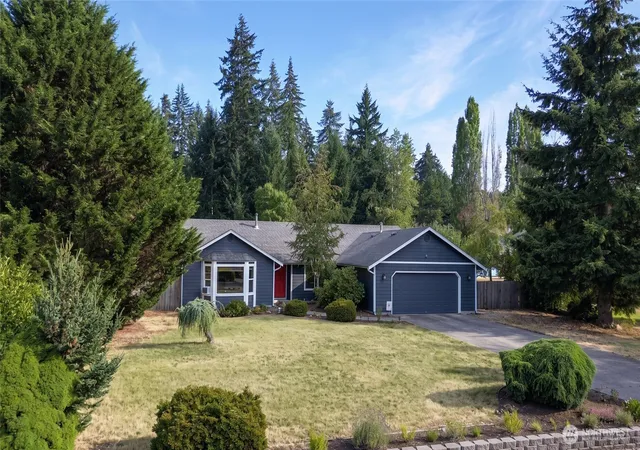 Photo 2 of Single family home for sale at 4114 Indian Summer Dr Se, Olympia, WA 98513 | MLS# NWM2572169 | Listing updated on 2026-10-01