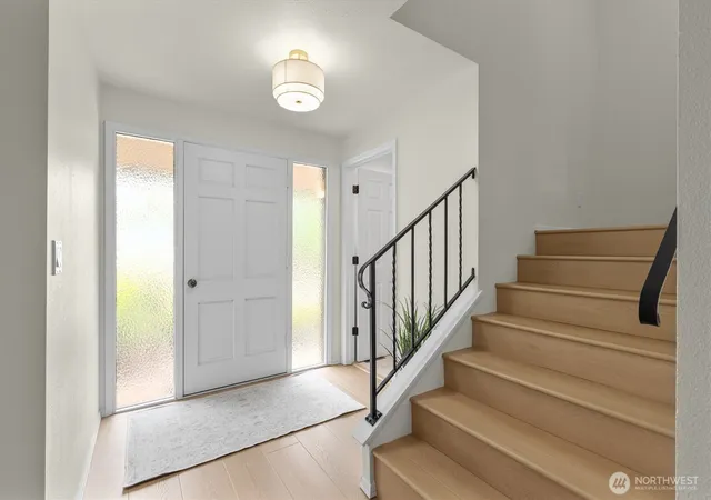 Photo 3 of Single family home for sale at 1007 174th Avenue Ne, Bellevue, WA 98008 | MLS# NWM2572197 | Listing updated on 2026-09-25