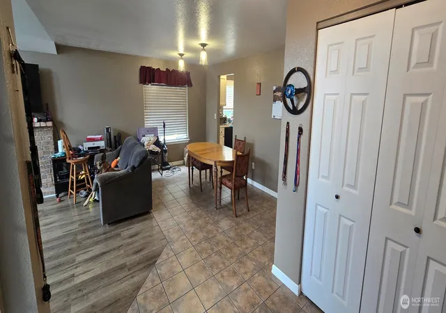 Photo 2 of Single family home for sale at 3715 Prairie Ave, Centralia, WA 98531 | MLS# NWM2572217 | Listing updated on 2026-10-02