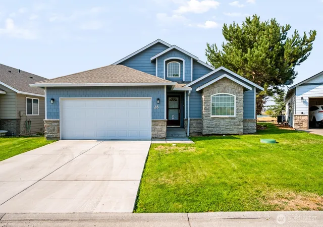 Photo 1 of Sale Pending at 1300 W Marina Dr #26, Moses Lake, WA 98837 | MLS# NWM2572218 | Listing updated on 2026-09-29