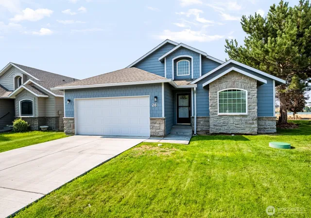 Photo 3 of Sale Pending at 1300 W Marina Dr #26, Moses Lake, WA 98837 | MLS# NWM2572218 | Listing updated on 2026-09-29