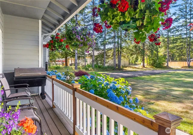 Photo 3 of Single family home for sale at 8522 Charmont Ln Sw, Olympia, WA 98512 | MLS# NWM2572228 | Listing updated on 2026-09-22
