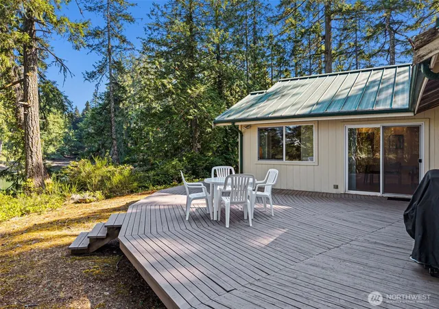 Photo 3 of Single family home for sale at 150 E Haskell Hill Rd, Shelton, WA 98584 | MLS# NWM2572233 | Listing updated on 2026-09-25