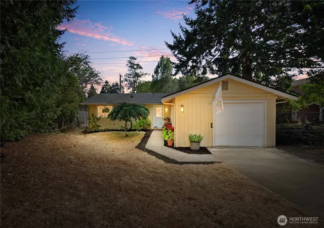 Photo 1 of Sale Pending at 6237 S Cheyenne St, Tacoma, WA 98409 | MLS# NWM2572258 | Listing updated on 2026-09-23