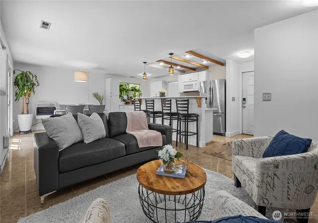 Photo 4 of Sale Pending at 6237 S Cheyenne St, Tacoma, WA 98409 | MLS# NWM2572258 | Listing updated on 2026-09-23