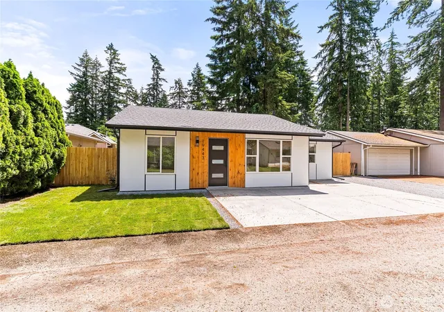 Photo 3 of Single family home for sale at 19443 SE 267th Street, Covington, WA 98042 | MLS# NWM2572261 | Listing updated on 2026-09-25