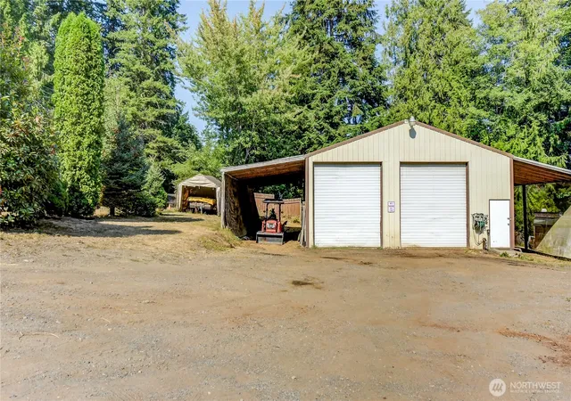 Photo 3 of Manufactured home for sale at 6533 12th Ave Nw, Tulalip, WA 98271 | MLS# NWM2572278 | Listing updated on 2026-10-02
