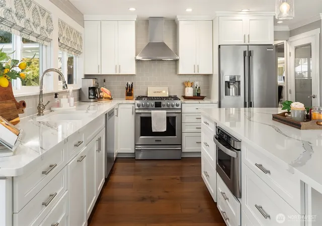 Photo 3 of Single family home for sale at 15656 Main St, Bellevue, WA 98008 | MLS# NWM2572280 | Listing updated on 2026-09-26