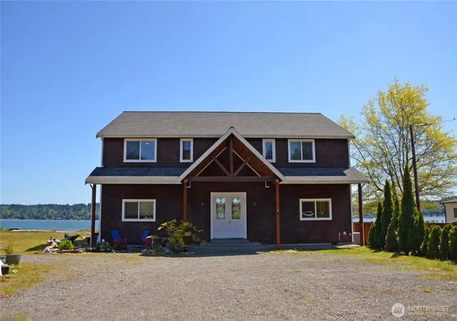 Photo 4 of Single family home for sale at 4871 Ne North Shore Rd, Belfair, WA 98528 | MLS# NWM2572302 | Listing updated on 2026-09-25