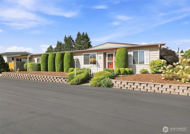 Photo 1 of Manufactured home for sale at 2500 Alder St #103, Milton, WA 98354 | MLS# NWM2572316 | Listing updated on 2026-09-25