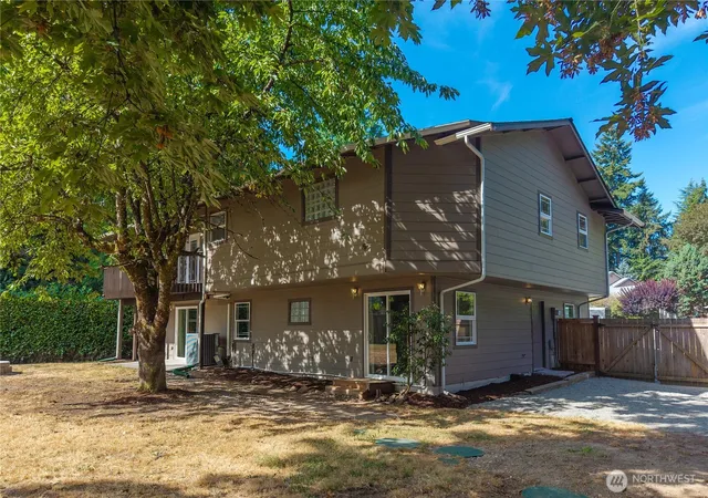 Photo 2 of Single family home for sale at 10731 133rd Avenue E, Puyallup, WA 98374 | MLS# NWM2572337 | Listing updated on 2026-09-24