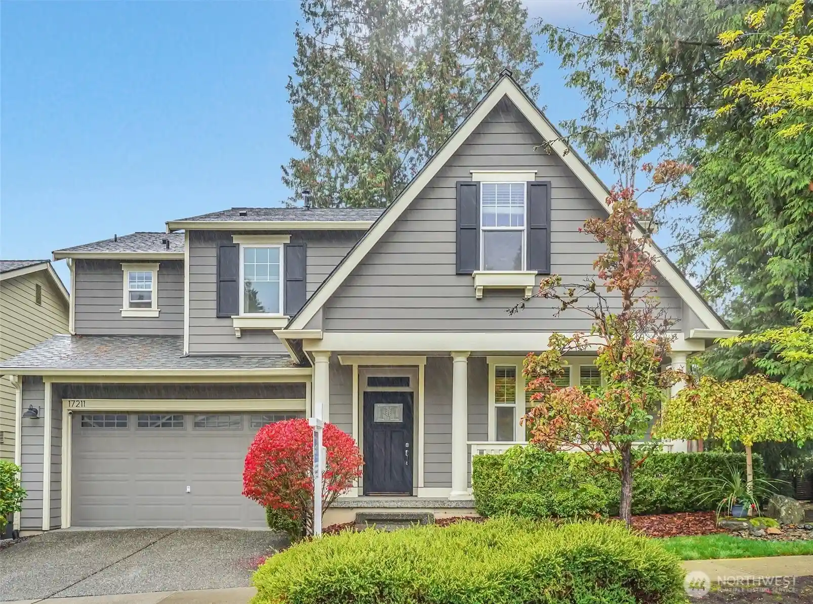 Single family home for sale at 17211 Ne 117Th Wy, Redmond, WA 98052 | MLS# NWM2572354