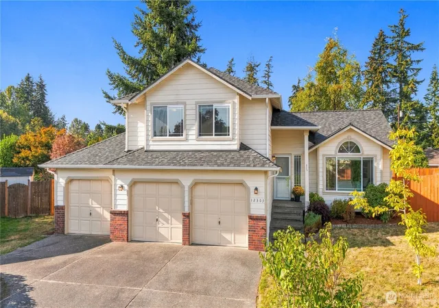 Photo 1 of Single family home for sale at 12303 21st Avenue Se, Everett, WA 98208 | MLS# NWM2572385 | Listing updated on 2026-10-01