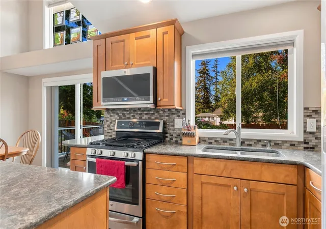 Photo 4 of Single family home for sale at 12303 21st Avenue SE, Everett, WA 98208 | MLS# NWM2572385 | Listing updated on 2026-10-01