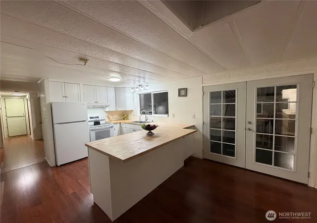 Photo 4 of Manufactured home for sale at 16300 State Hwy 305 Ne #44, Poulsbo, WA 98370 | MLS# NWM2572413 | Listing updated on 2026-09-27