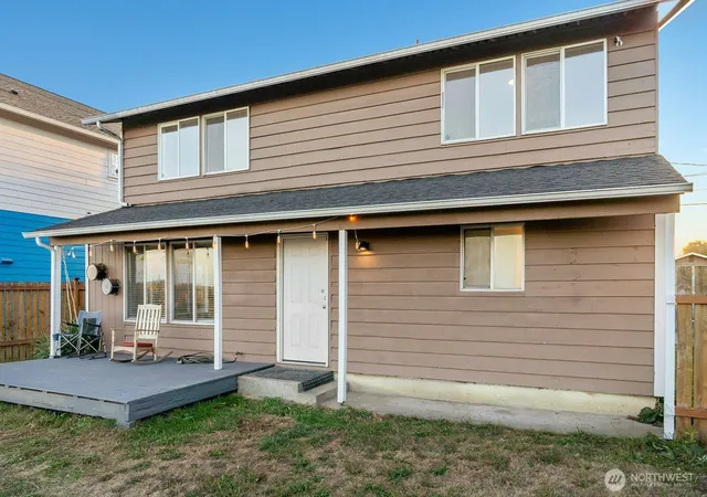Photo 3 of Single family home for sale at 2554 S J St, Tacoma, WA 98405 | MLS# NWM2572417 | Listing updated on 2026-09-24