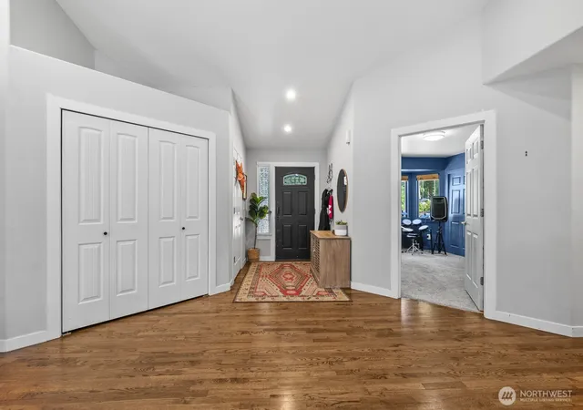 Photo 2 of Single family home for sale at 18505 68th St E, Bonney Lake, WA 98391 | MLS# NWM2572424 | Listing updated on 2026-09-28