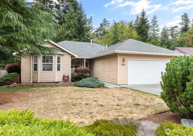Photo 1 of Single family home for sale at 2042 Doe Dr, Oak Harbor, WA 98277 | MLS# NWM2572435 | Listing updated on 2026-09-27