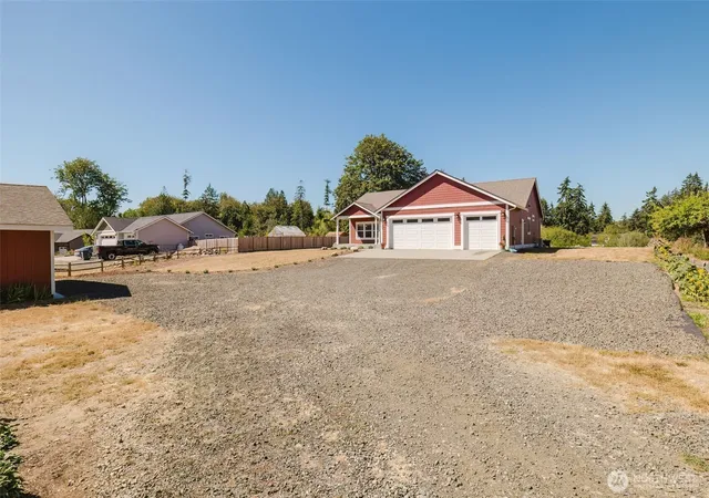Photo 2 of Single family home for sale at 1726 Lilypad Pl E, Port Orchard, WA 98366 | MLS# NWM2572444 | Listing updated on 2026-09-25