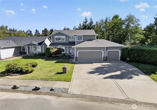 Photo 2 of Single family home for sale at 1314 182nd St Ct E, Spanaway, WA 98387 | MLS# NWM2572450 | Listing updated on 2026-10-02