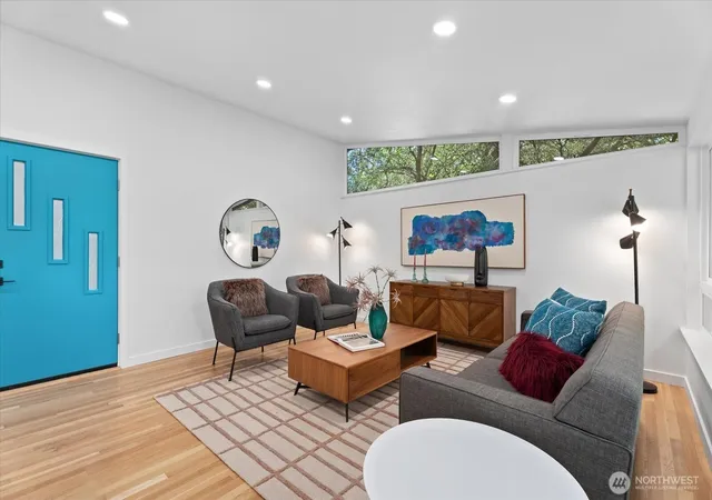 Photo 4 of Sale Pending at 8009 28th Avenue NE, Seattle, WA 98115 | MLS# NWM2572500 | Listing updated on 2026-10-07