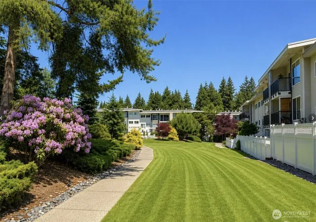 Photo 2 of Condo for sale at 12631 Ne 9th Pl #C205, Bellevue, WA 98005 | MLS# NWM2572506 | Listing updated on 2026-09-25