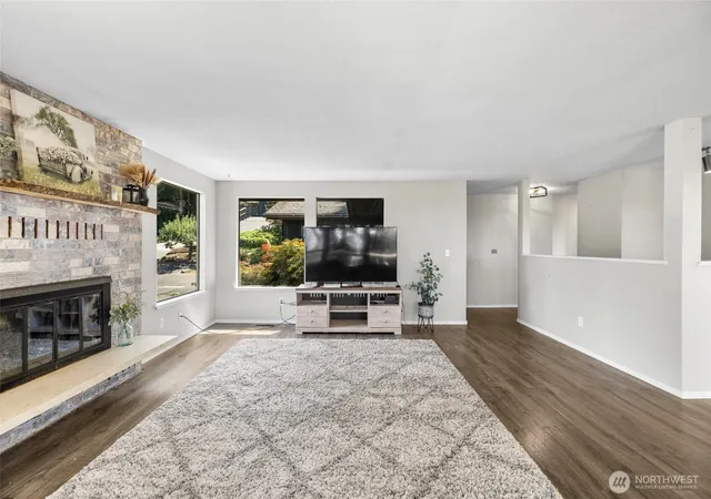 Photo 4 of Single family home for sale at 4012 Pueblo Heights, Mount Vernon, WA 98273 | MLS# NWM2572509 | Listing updated on 2026-09-25