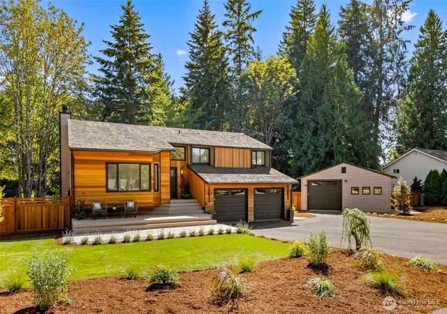 Photo 1 of Single family home for sale at 17409 Ne 136Th St, Redmond, WA 98052 | MLS# NWM2572522 | Listing updated on 2026-10-11