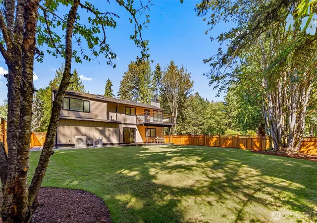 Photo 2 of Single family home for sale at 17409 Ne 136Th St, Redmond, WA 98052 | MLS# NWM2572522 | Listing updated on 2026-10-11