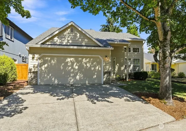 Photo 2 of Single family home for sale at 17110 Se 18th Street, Vancouver, WA 98683 | MLS# NWM2572531 | Listing updated on 2026-09-27