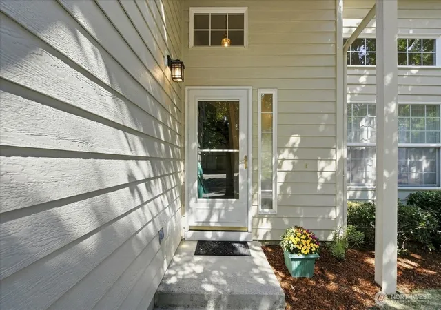 Photo 3 of Single family home for sale at 17110 SE 18th Street, Vancouver, WA 98683 | MLS# NWM2572531 | Listing updated on 2026-09-27