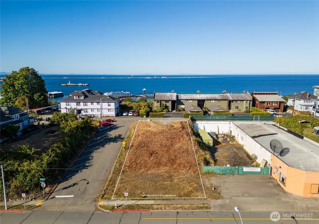 Photo 2 of Sale Pending at 999 E 1st St, Port Angeles, WA 98362 | MLS# NWM2572532 | Listing updated on 2026-10-02