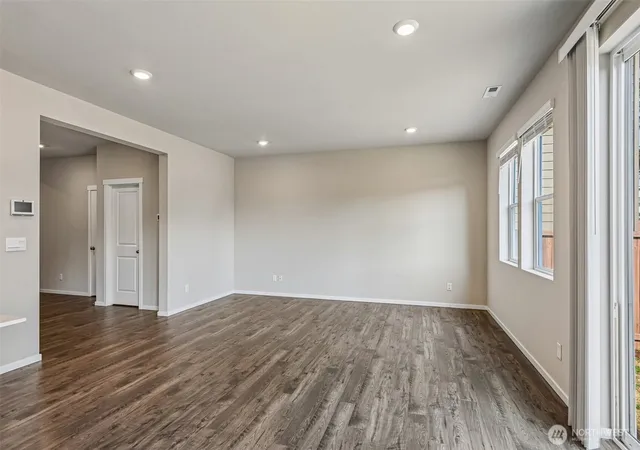 Photo 3 of Single family home for sale at 18910 Liberty Ridge Ln E, Puyallup, WA 98374 | MLS# NWM2572534 | Listing updated on 2026-09-21