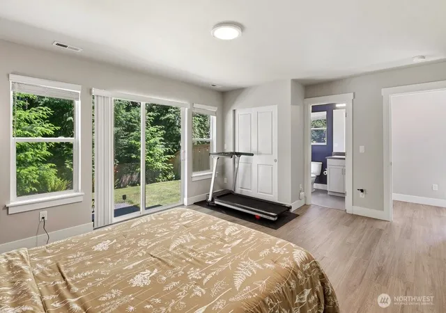 Photo 3 of Single family home for sale at 19611 3Rd Dr Se, Bothell, WA 98012 | MLS# NWM2572538 | Listing updated on 2026-09-25