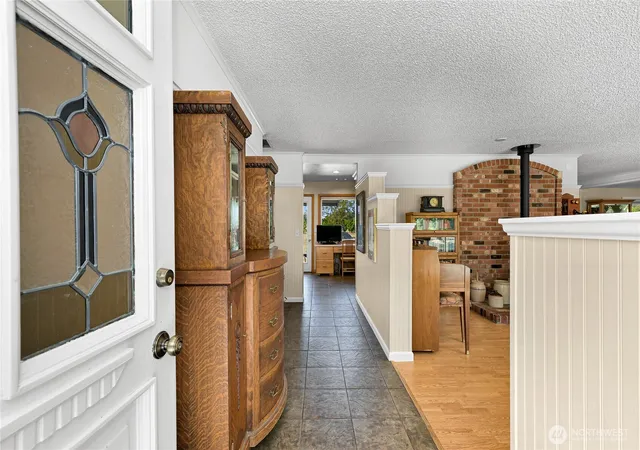Photo 4 of Single family home for sale at 3942 Brown Rd, Ferndale, WA 98248 | MLS# NWM2572544 | Listing updated on 2026-09-27