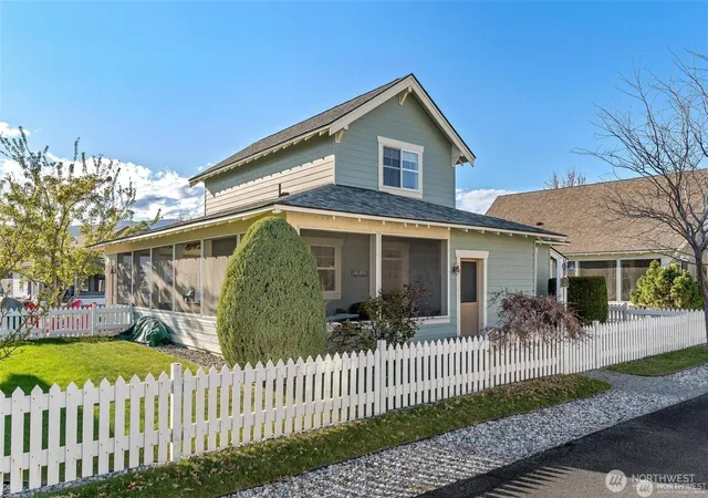Photo 1 of Single family home for sale at 137 Malarkey Ln, Oroville, WA 98844 | MLS# NWM2572548 | Listing updated on 2026-09-25