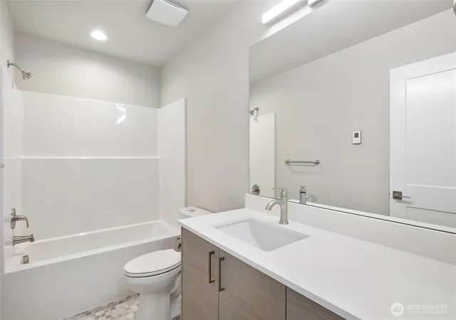 Photo 3 of Sale Pending at 7925 230th St Sw #A1, Edmonds, WA 98026 | MLS# NWM2572573 | Listing updated on 2026-10-01