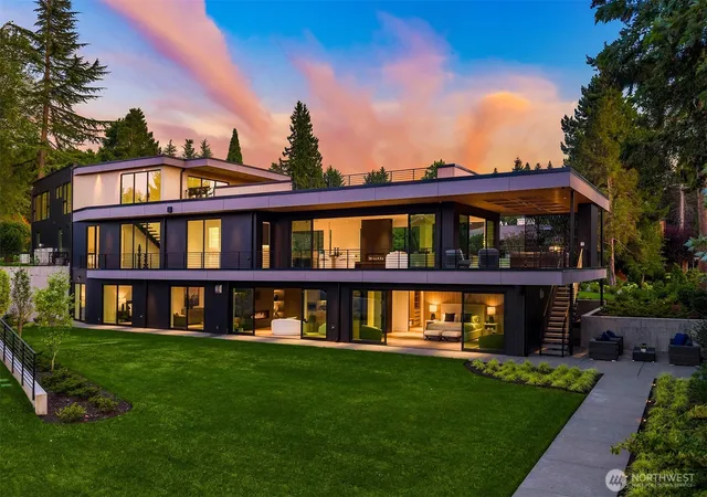Photo 3 of Mansion for sale at 8528 Ne 13th Street, Clyde Hill, WA 98004 | MLS# NWM2572579 | Listing updated on 2026-09-30