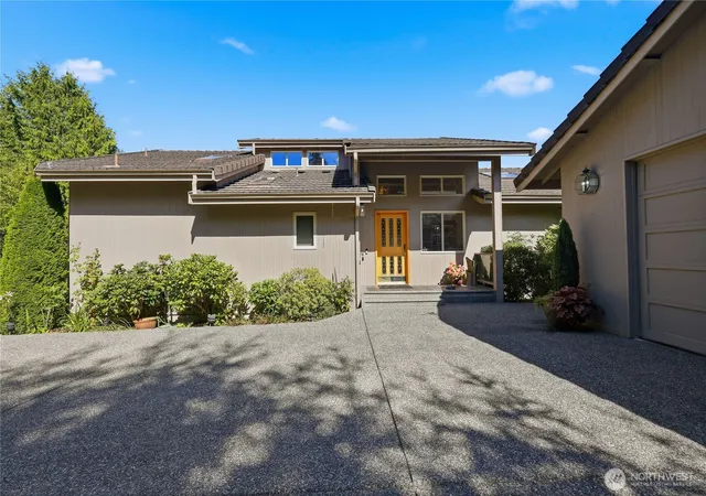 Photo 3 of Single family home for sale at 65 Montgomery Ct, Port Ludlow, WA 98365 | MLS# NWM2572590 | Listing updated on 2026-09-25