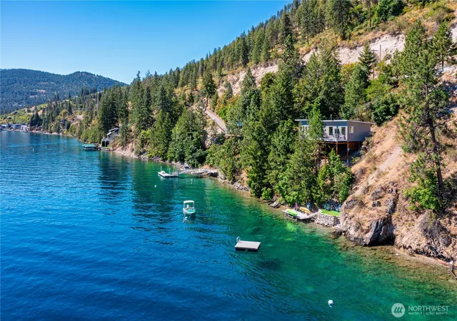 Photo 1 of Single family home for sale at 9064 S Lakeshore Rd, Chelan, WA 98816 | MLS# NWM2572591 | Listing updated on 2026-10-03