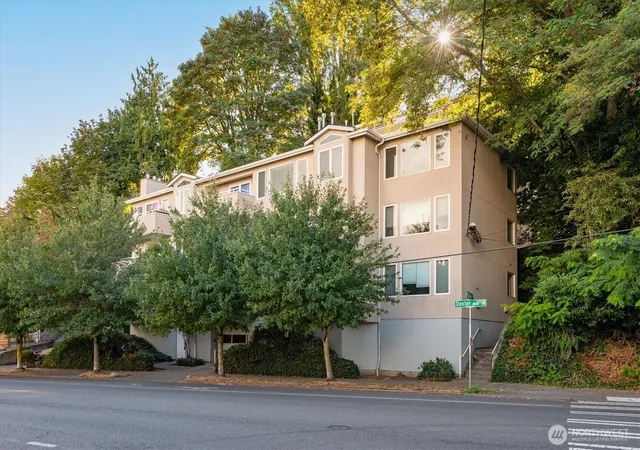 Photo 1 of Sale Pending at 2167 Dexter Ave N #301, Seattle, WA 98109 | MLS# NWM2572596 | Listing updated on 2026-10-01